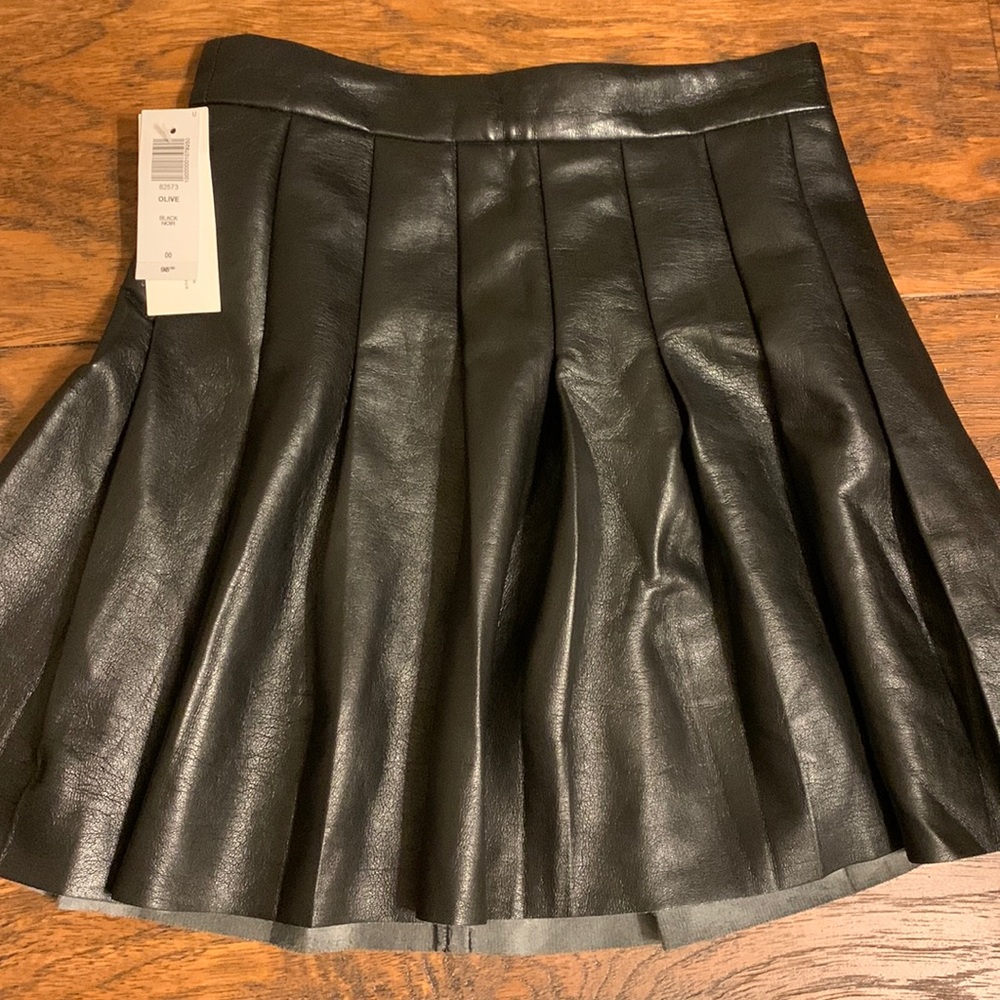Sunday best pleated mini leather skirt